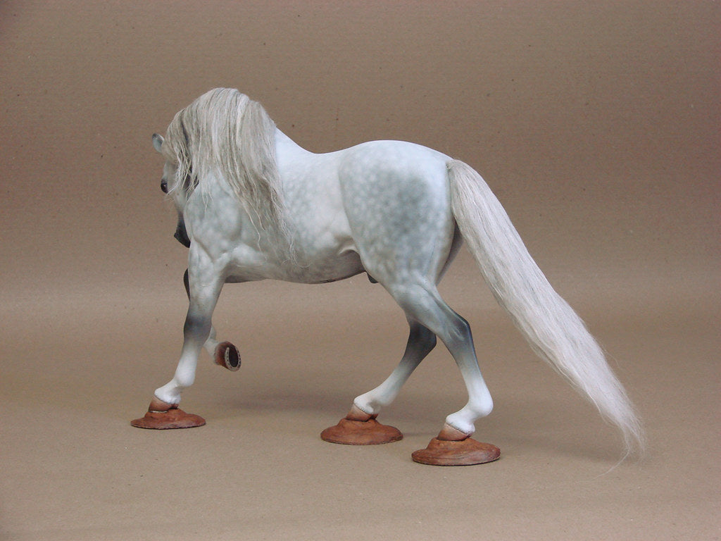 Escultura Cavalo Tordilha Branco