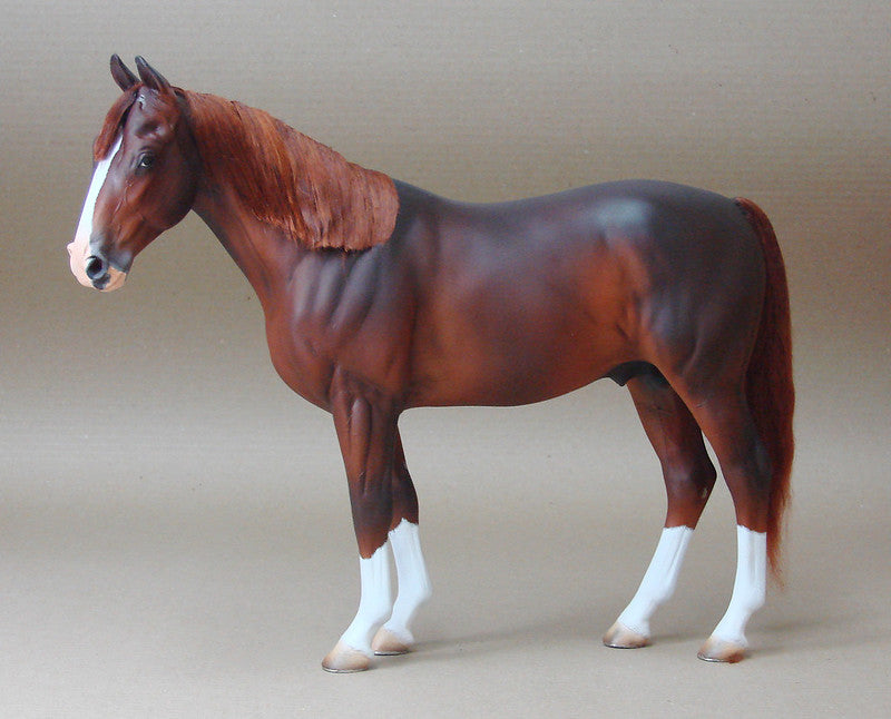 Escultura Cavalo Quarto de Milha Marrom